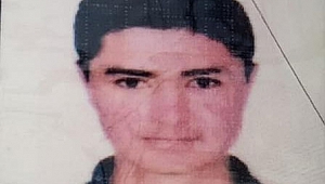21 Yaşındaki Genç Kendini Astı