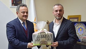 Ak Parti Genel Başkan Yardımcısı Kandemir Karabük'te Konuştu