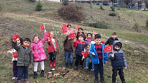 MİNİK ELLER ŞEHİTLER İÇİN FİDAN DİKTİ