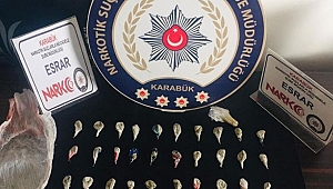 İç çamaşırında esrarla yakalandı