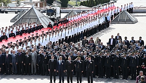 POLİSLER İÇİN ÖZEL GÖSTERİ
