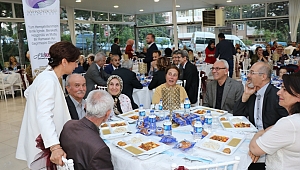 Meclis Üyeleri, Basın Mensupları ve Belediye Personeli İftarda Buluştu