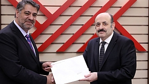 Rektör Polat, mazbatasını aldı
