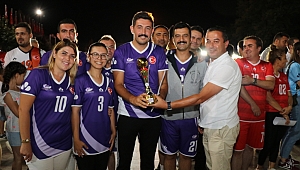 Dostluk ve Kardeşlik Voleybol Turnuvasında Şampiyon Belli Oldu