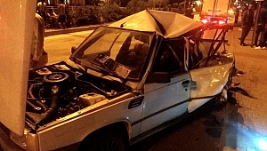 İtilerek götürülen otomobile kamyonet çarptı: 2 yaralı
