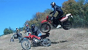 Karabük'te iki motosikletin çarpışma anı kask kamerasında
