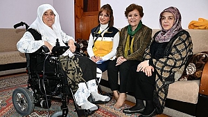 80 Yaşındaki Halise Teyzenin 20 Yıllık Hayalini Gerçekleştirdiler