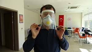 Karabük'te, gençlik merkezinde siperlik maske üretiliyor