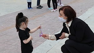 Başkan Köse Çocukları Unutmadı