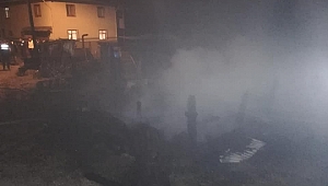 Gece yarısı çıkan yangın korkuttu!