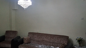 Yıldırımın düştüğü evde hasar oluştu