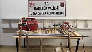 Define arayan 3 şüpheli suçüstü yakalandı