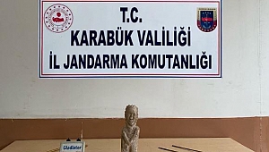 Durdurulan araçtan heykel çıktı
