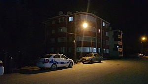 Bir apartman karantinaya alındı
