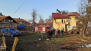 Çatı Yangını Korkuttu