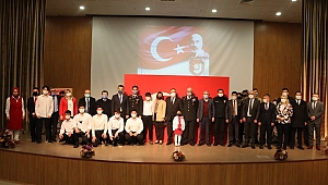 İstiklal Marşının 100. Yılında Mehmet Akif Ersoy Anıldı