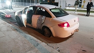 Kanyon Köprüsü'nde trafik kazası: 2 yaralı