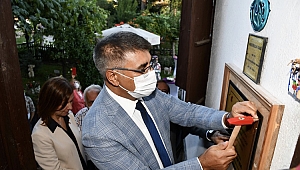 En İyi Korunan Ev Ödülünü Alan “Kavuşturucular Evi”ne Törenle Plaket Çakıldı
