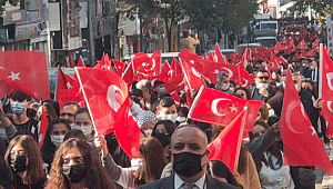 Cumhuriyet Korteji'ne yoğun katılım