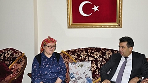 Şehit Aybüke öğretmenin annesine ziyaret