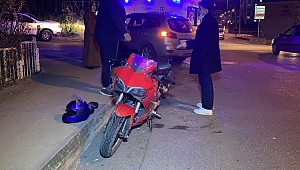 Ciple çarpışan motosiklet sürücüsü yaralandı