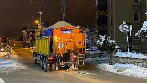 Ekipler Gece Mesaisinde