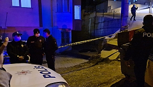 Genç Kadın 4'üncü Kattan Atlayarak İntihar Etti!