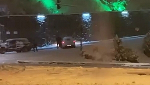 Kar yağışı nedeniyle sürücüler zor anlar yaşadı