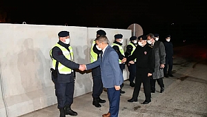 Vali Gürel, görevdeki güvenlik güçlerinin yeni yılını kutladı
