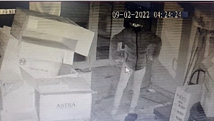 Karabük'te 3 iş yerine giren hırsız kamerada