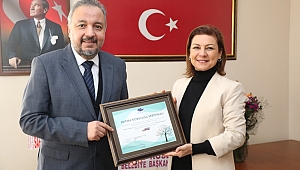 Başkan Köse'den Tıp Bayramında Anlamlı Hediye