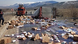 Yanan TIR'dan yaralı kurtuldu