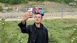 Ovacuma vosvosunun rengi bu sene bordo-mavi