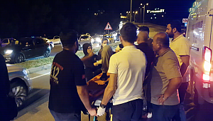 Alkollü sürücü kaza yaptıktan sonra ambulansa binmek istemedi