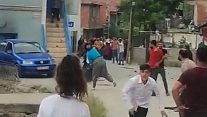İki aile arasında çıkan kavgada ortalık savaş alanına döndü