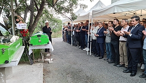 Son yolculuklarına beraber uğurlandılar