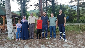 Kendisini kurtaran sağlıkçıları unutmadı