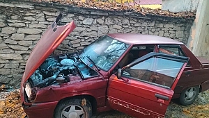 OTOMOBİLDE ÇIKAN YANGIN BÜYÜMEDEN SÖNDÜRÜLDÜ