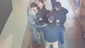 Karabük'te 2 kişinin yaralandığı dükkan devri kavgası kamerada