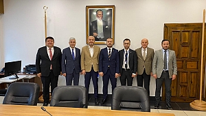 Özçelik İş Sendikası TİS taslaklarını KARDEMİR'e teslim etti