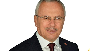 MEHMET CEYLAN, ADAY ADAYLIĞINI AÇIKLIYOR