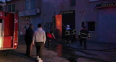 Kömür satış dükkanından yangın