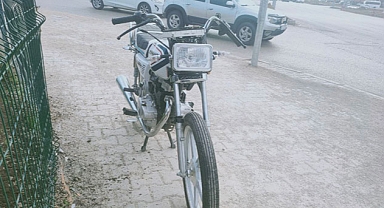 Otomobil ile motosiklet çarpıştı: 2 yaralı