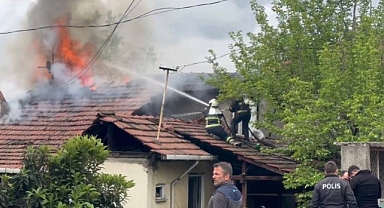 Evde tüp patladı: 1 ağır yaralı