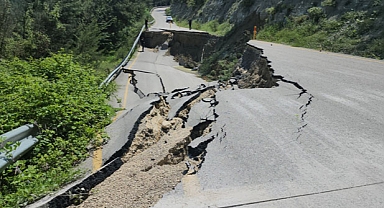 Keltepe Kayak Merkezinin yolu heyelan sonrası kapandı