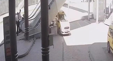 Karabük’te korkutan yürüyen merdiven kazası