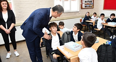 İlk talebi 'Deve-cüce' oynamak oldu