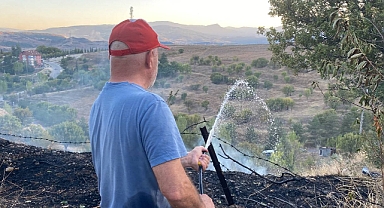 Karabük'te örtü yangını eve sıçramadan söndürüldü