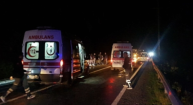 Kaza yapan araçtan indi, bir başka bir araç çarptı