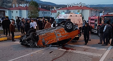 Eskipazar’da otomobiller çarpıştı: Bir ölü, dört yaralı